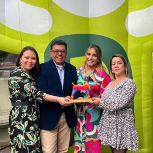 Flores Isabelita fue galardonada en los Premios Inclusión de Comfenalco Antioquia