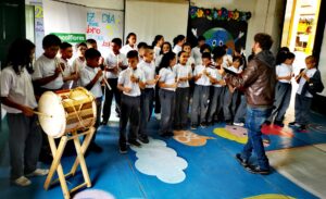 Asocolflores celebró el Día del Niño junto a los talentosos beneficiarios del Programa Becas Tokando