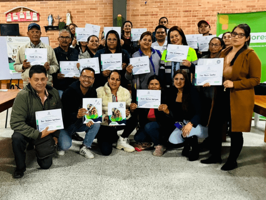 Asocolflores fortalece la convivencia y la construcción de paz con las Juntas de Acción Comunal de El Rosal