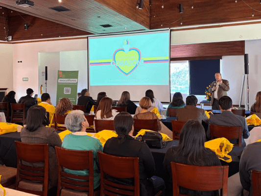 Asocolflores promovió espacios regionales para fortalecer los principios democráticos en el sector