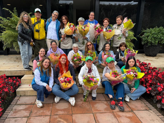 Asocolflores destacó el papel de las madres con una experiencia inspirada en las Flores de Colombia