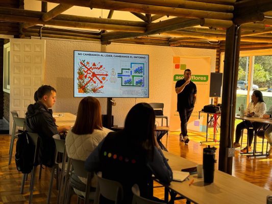 Ciencias del comportamiento para transformar el entorno laboral